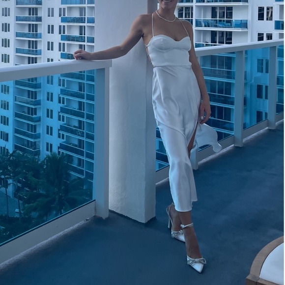 Zara White Satin Effect Sweetheart Neckline Midi Maxi Dress $89.90 - Picture 7 of 16